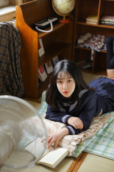 18岁女生学HIPHOP还是爵士
